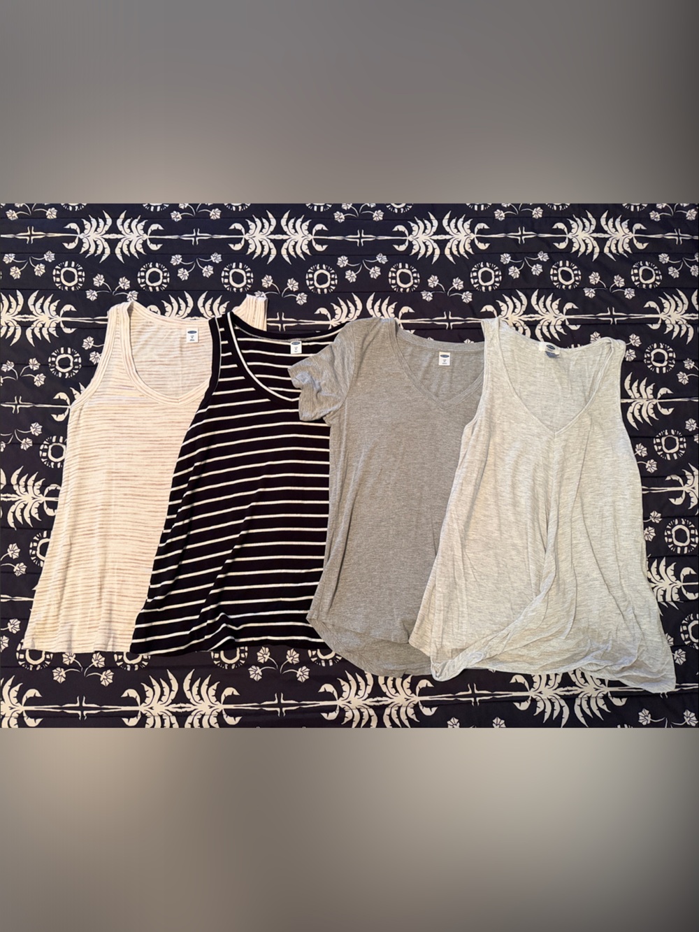 Old Navy Women’s Mixed-Neutral Tank & Tee Bundle - Gray, Black & Cream